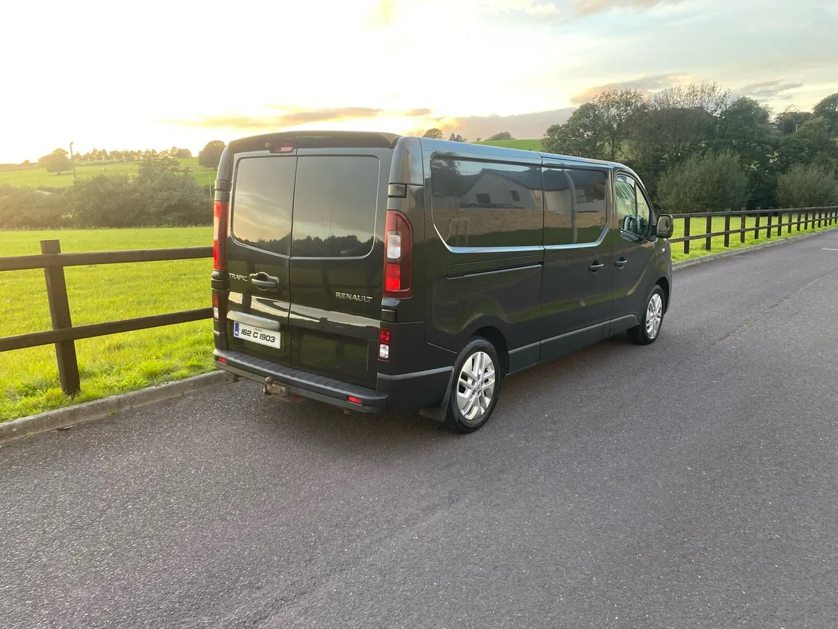Renault traffic lwb sport - Image 3