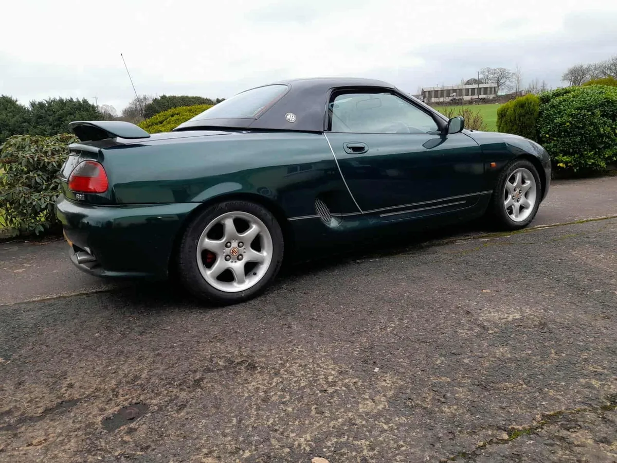 1999 Convertible MGF - Image 2