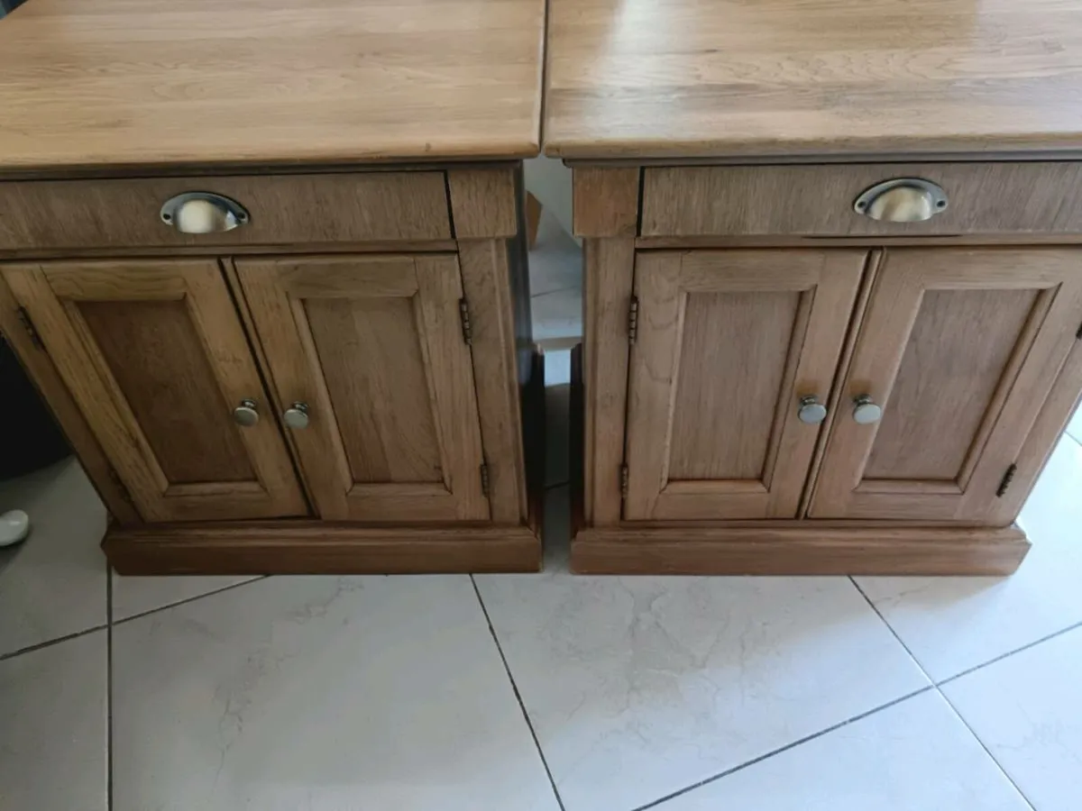 Bedside tables - Image 2