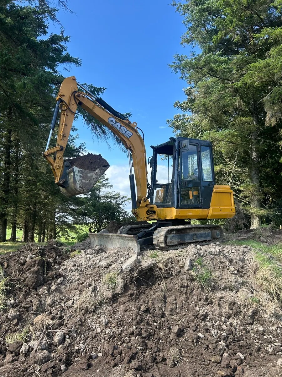 4.5 Tonne case digger - Image 1