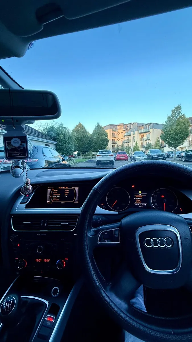 Audi A4 2009 - Image 3