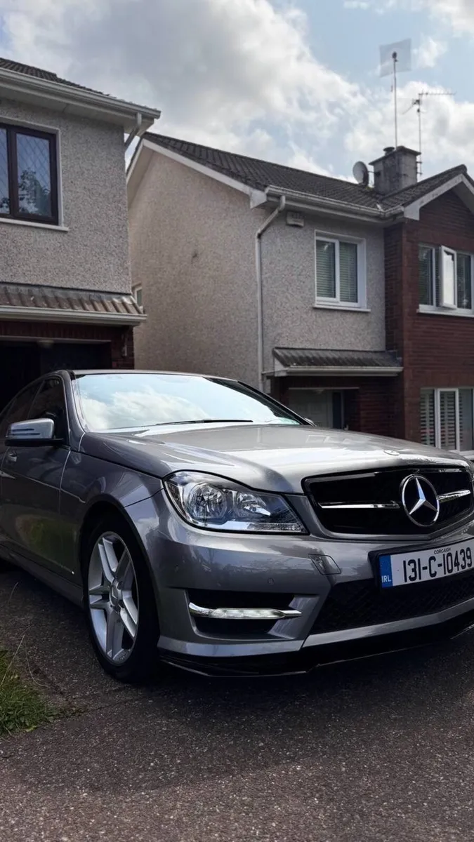 MERCEDES BENZ C220 CDI BE AMG SPORT 4DR AUTO - Image 1