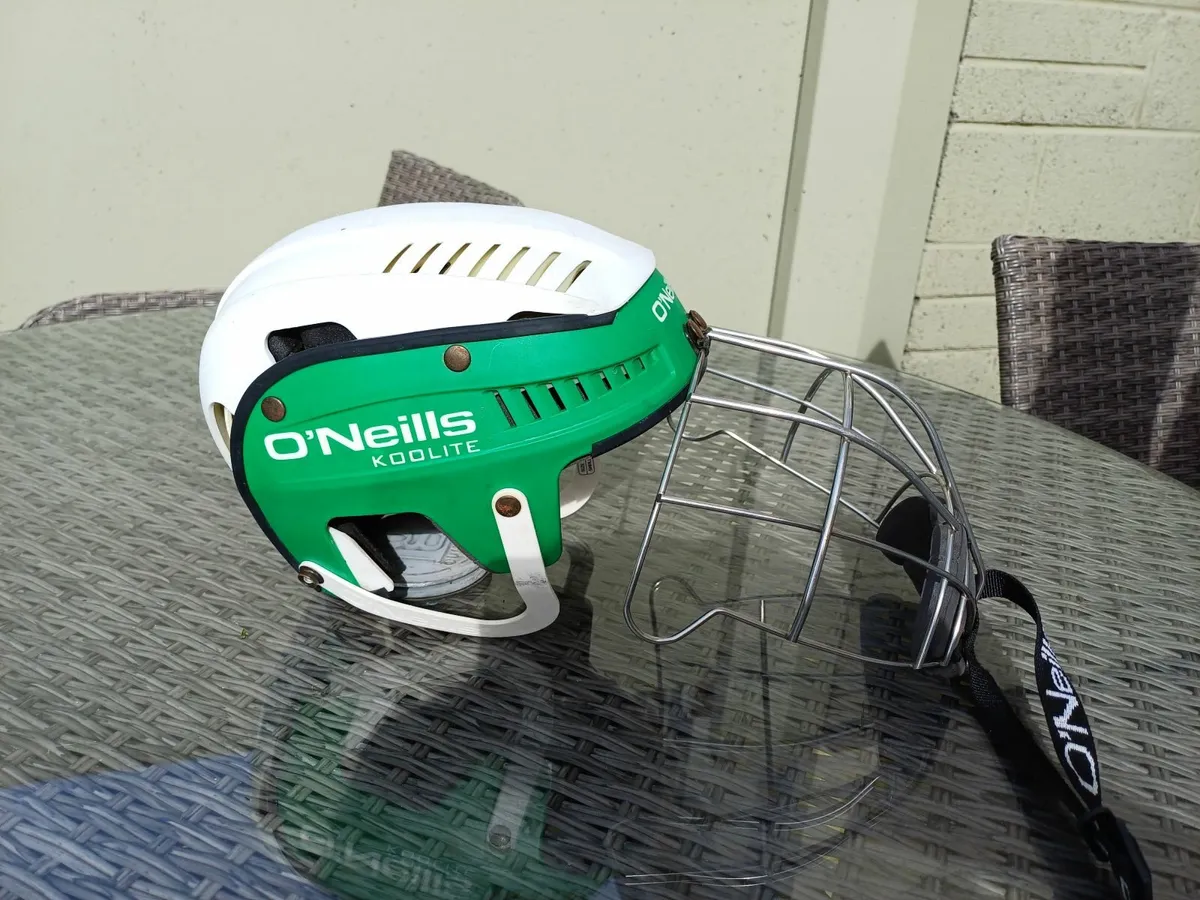O'Neills Koolite Hurling Helmet - Image 3