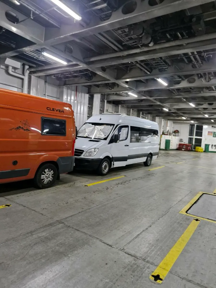 Mercedes sprinter. - Image 4