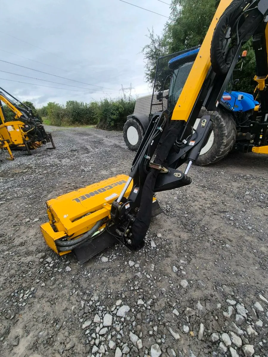 Mcconnel PA8075T Hedgecutter - Image 3