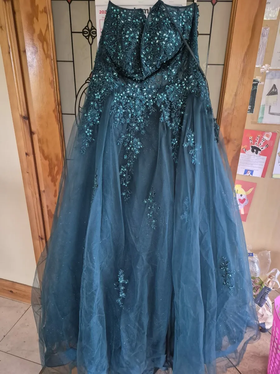 Deb's/TY dress - Image 1