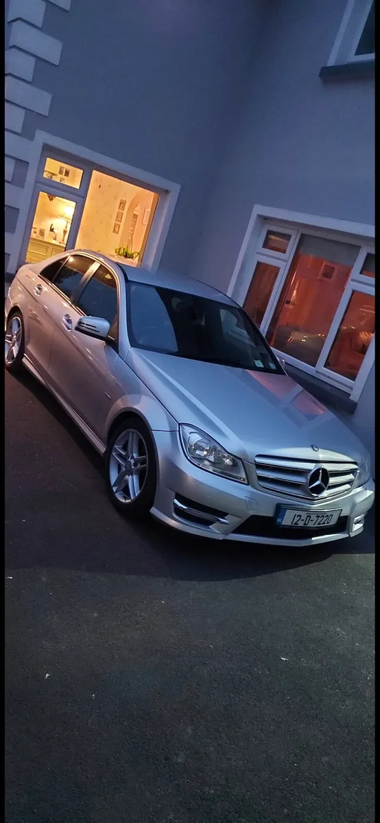 Car - Image 1