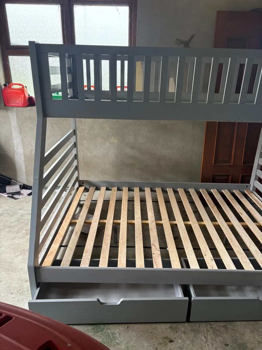 Bunk Beds - Image 3