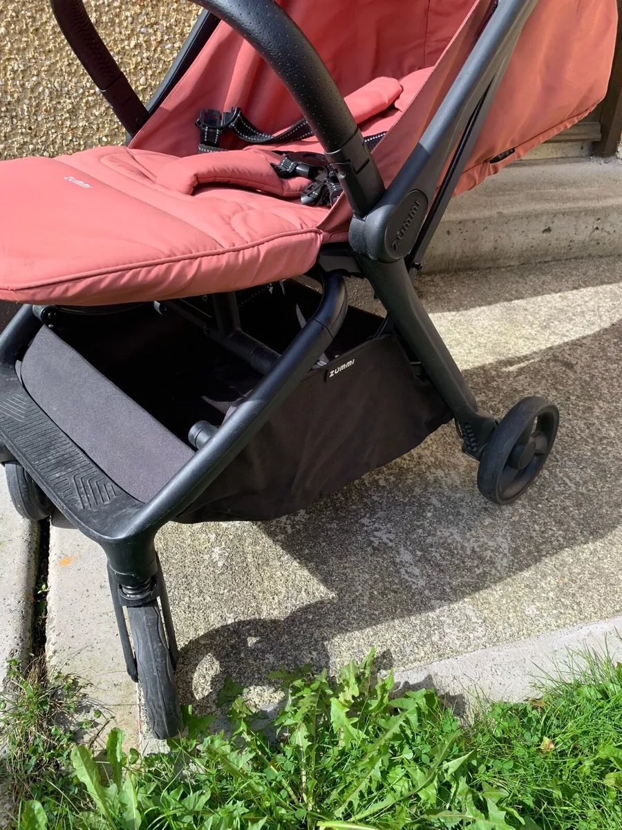 Zummi Eden Compact Stroller - Image 4