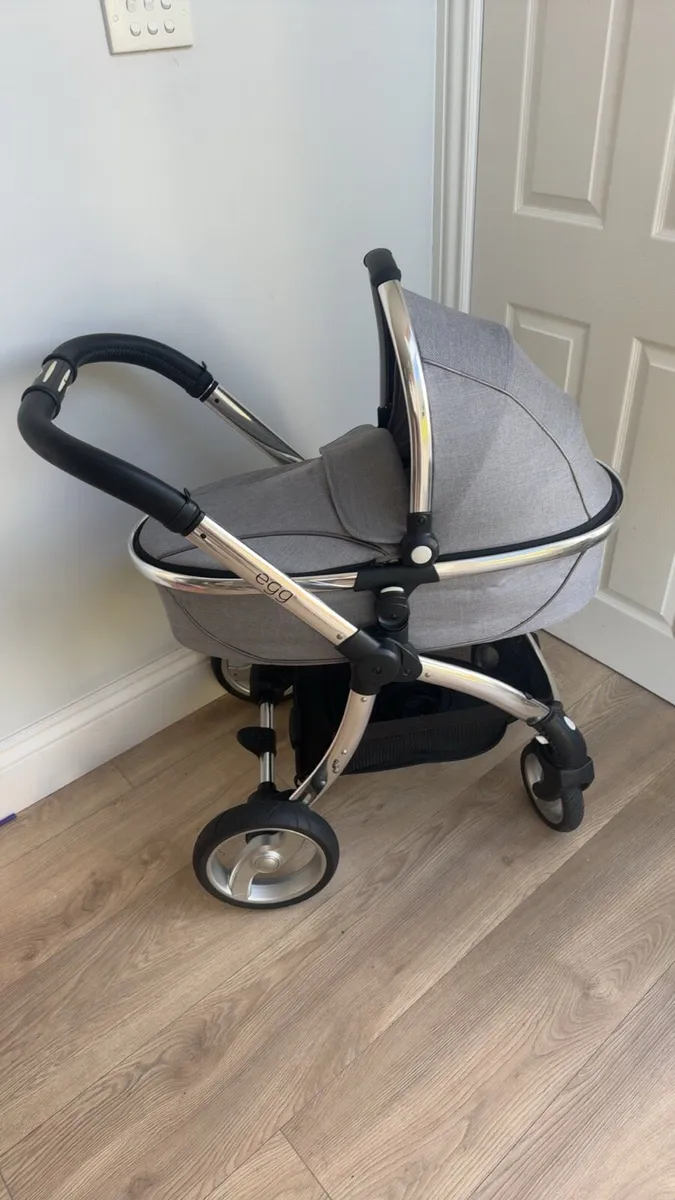 Newborn pram and pushchair - Image 1