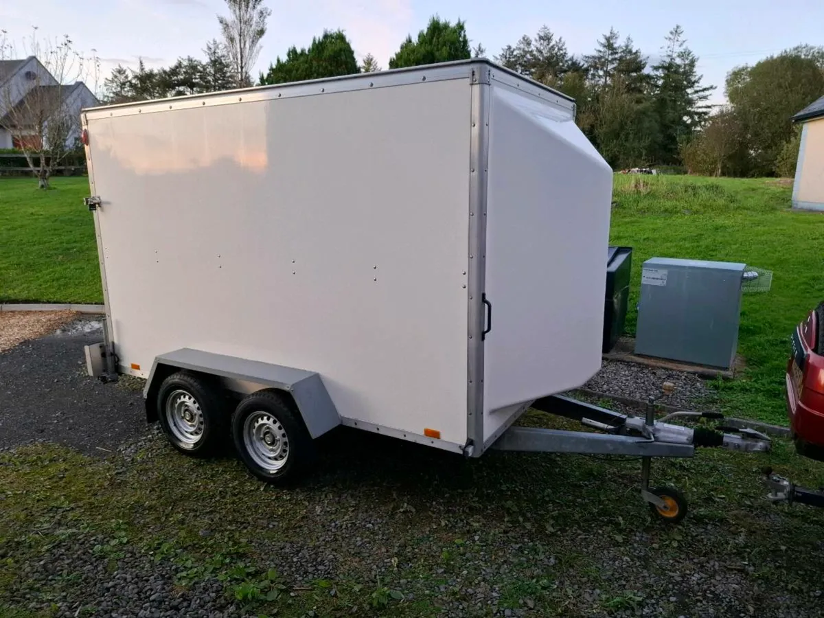 Box Trailer 10' x 5' - Image 1