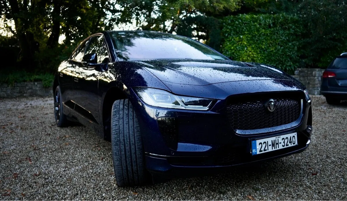 Jaguar IPace 400 HSE Black Edition 2021 - Image 4