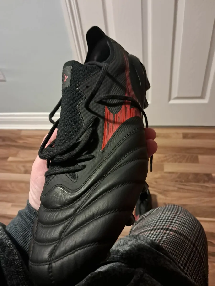 Mizuno Football Boots - Image 1