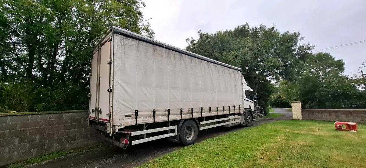2011 Scania p230 - Image 4