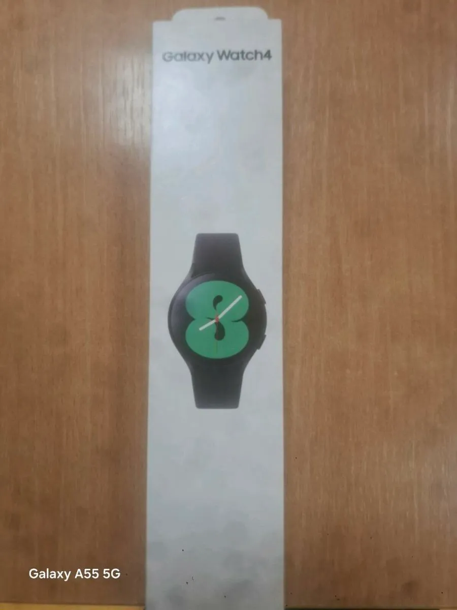 Samsung Galaxy watch 4 40mm - Image 1