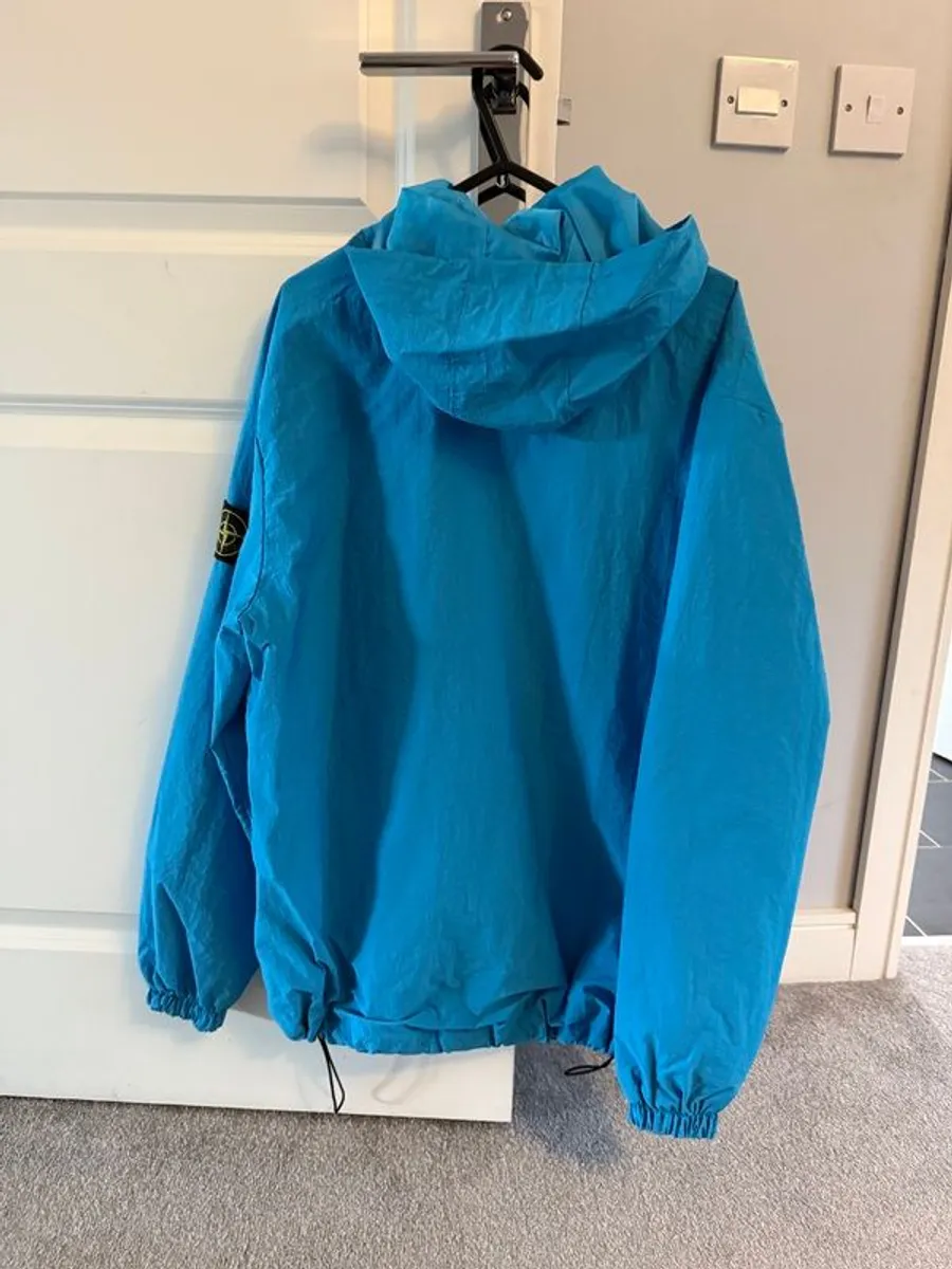 Stone island - Image 2
