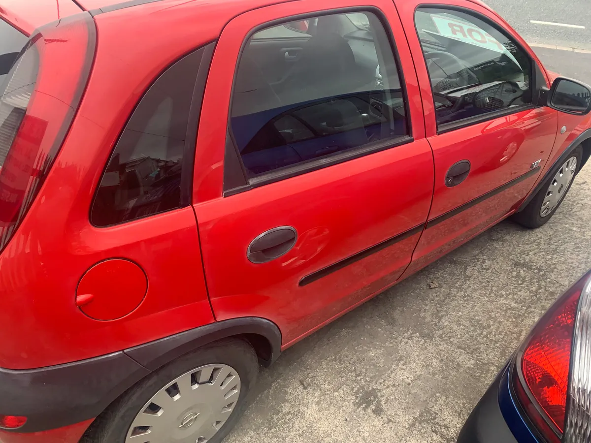 Opel Corsa 2004 ONE OWNER - Image 4