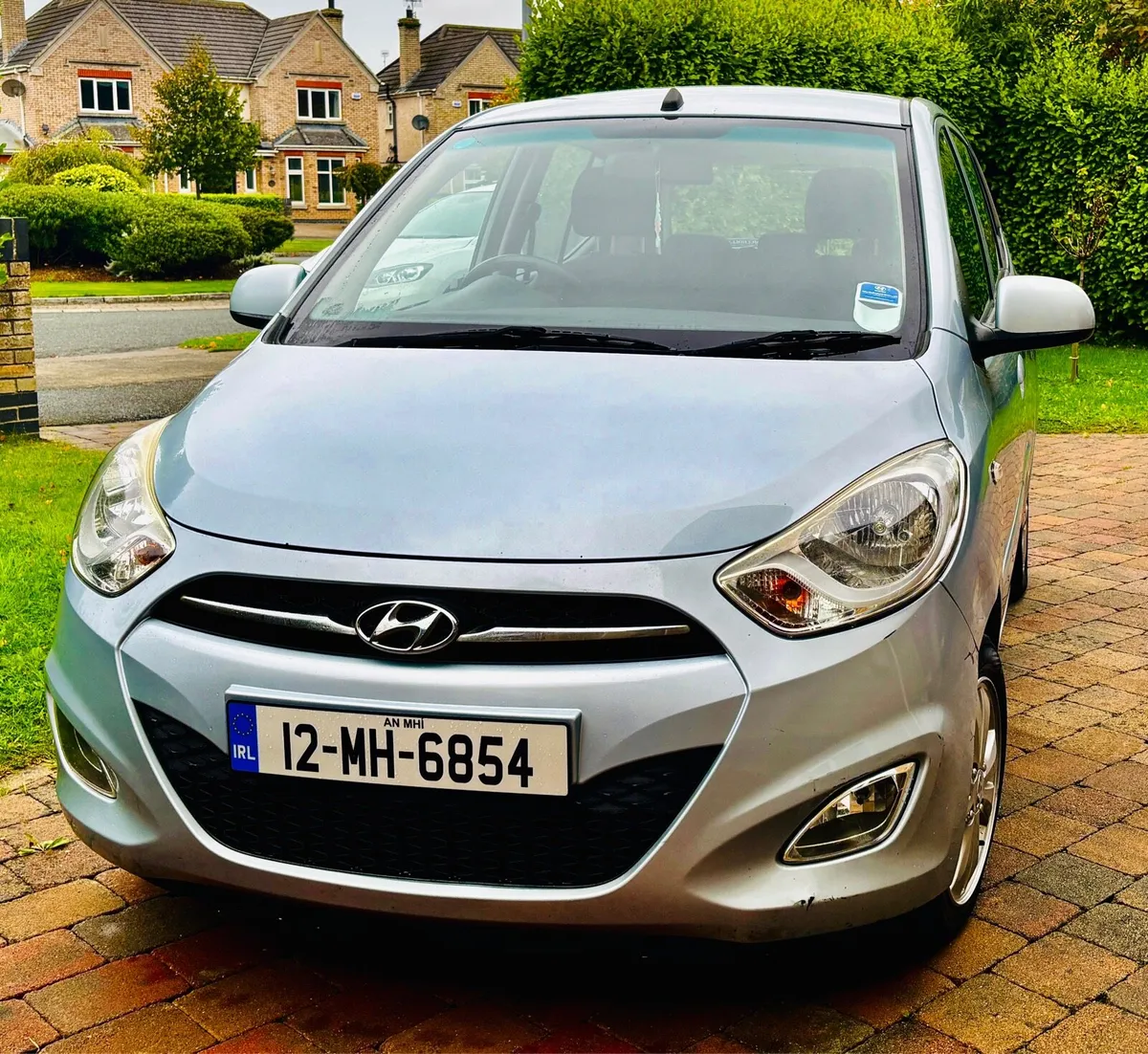 Hyundai i10 Active - Image 2