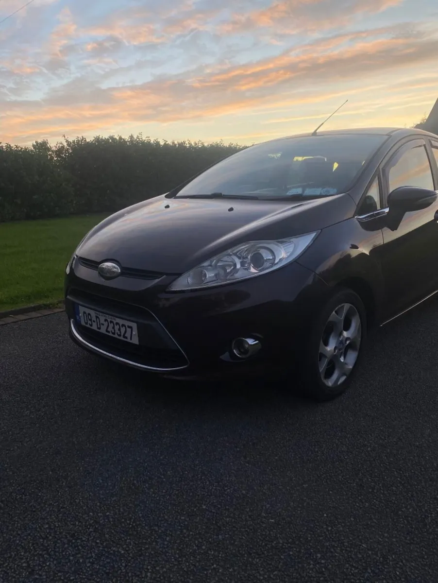 Ford Fiesta 2009 Titanium 1.2 Petrol - Image 4