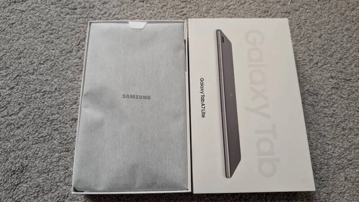 Samsung Galaxy A7 Lite - Image 2