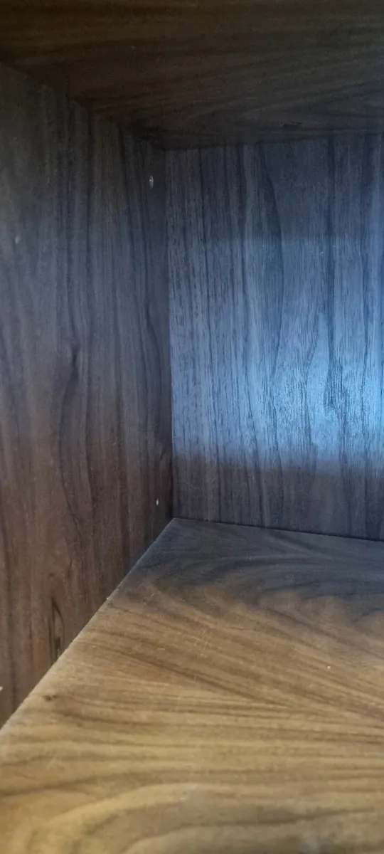 Dresser - Image 3