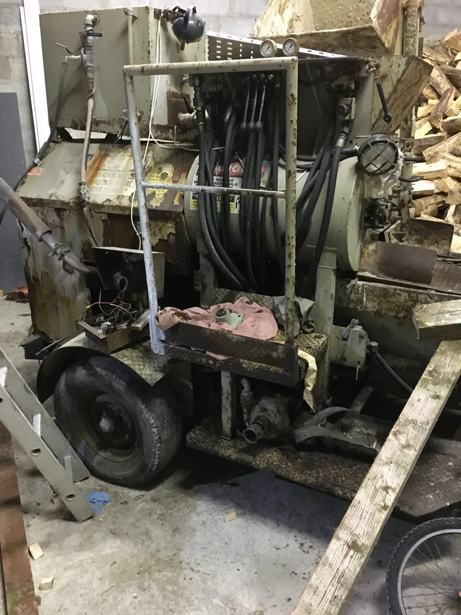 Screed pump - Image 1
