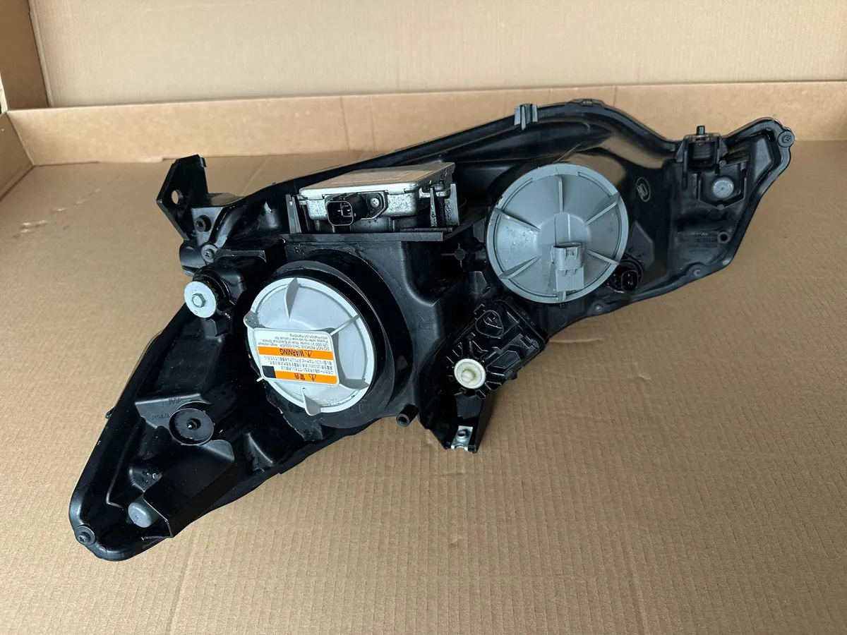 Honda Insight 2011-17 headlamp right - Image 4