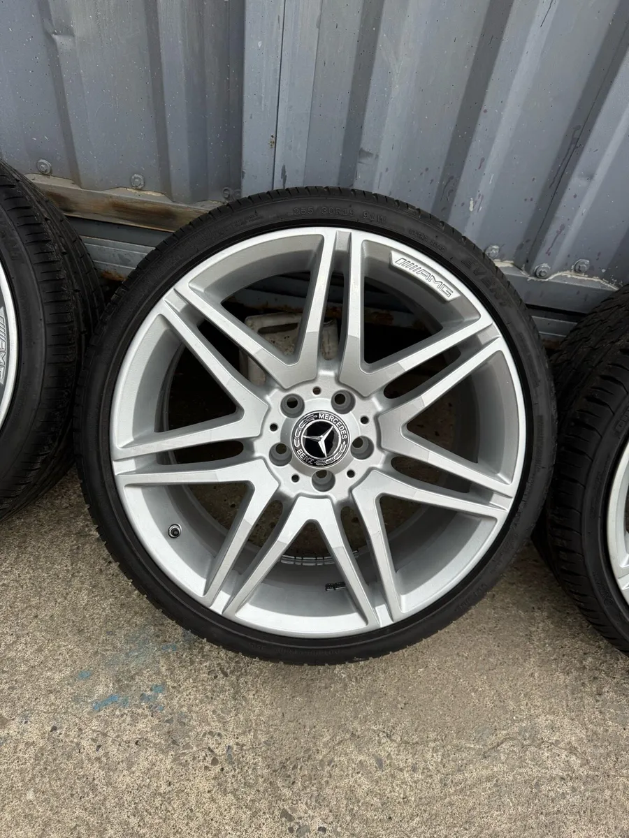 19” Mercedes Amg genuine - Image 3