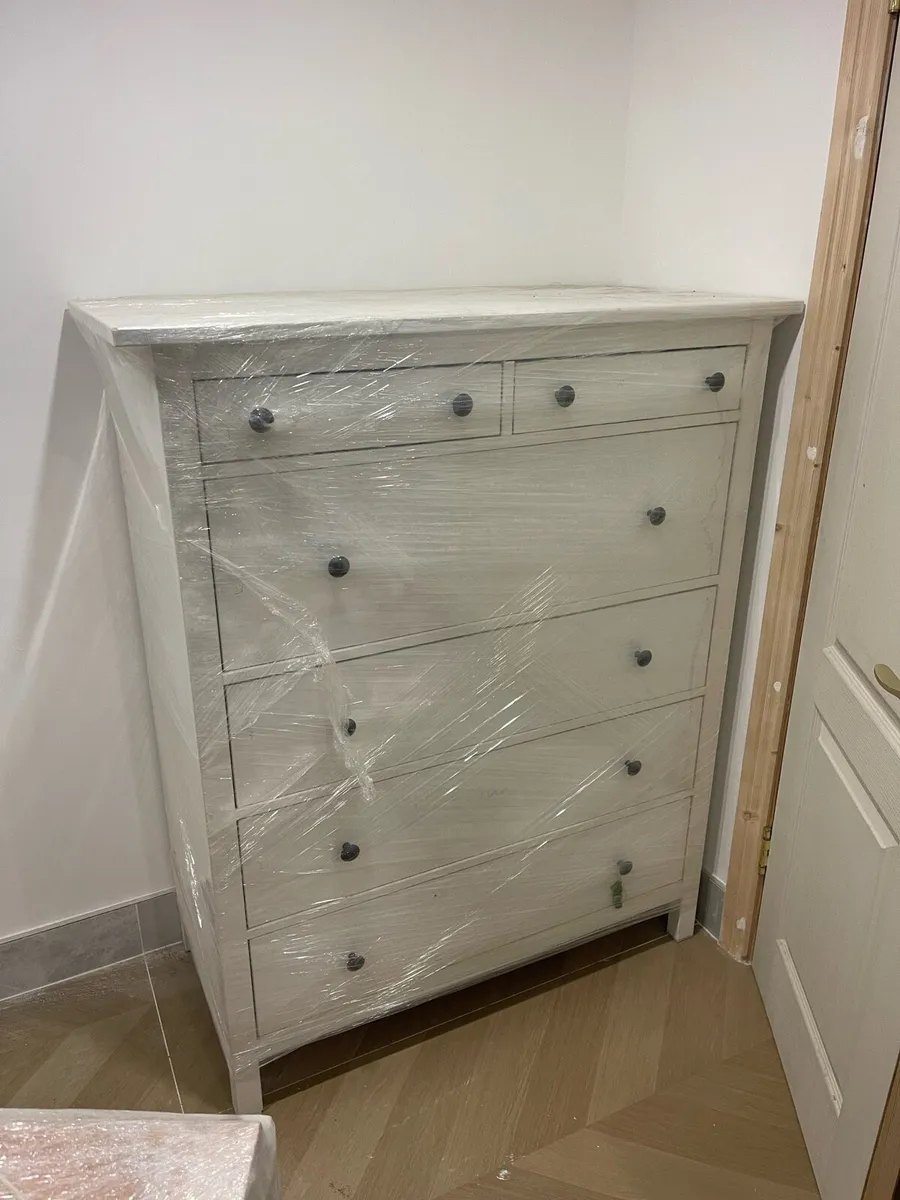 Chest drawers - Image 1