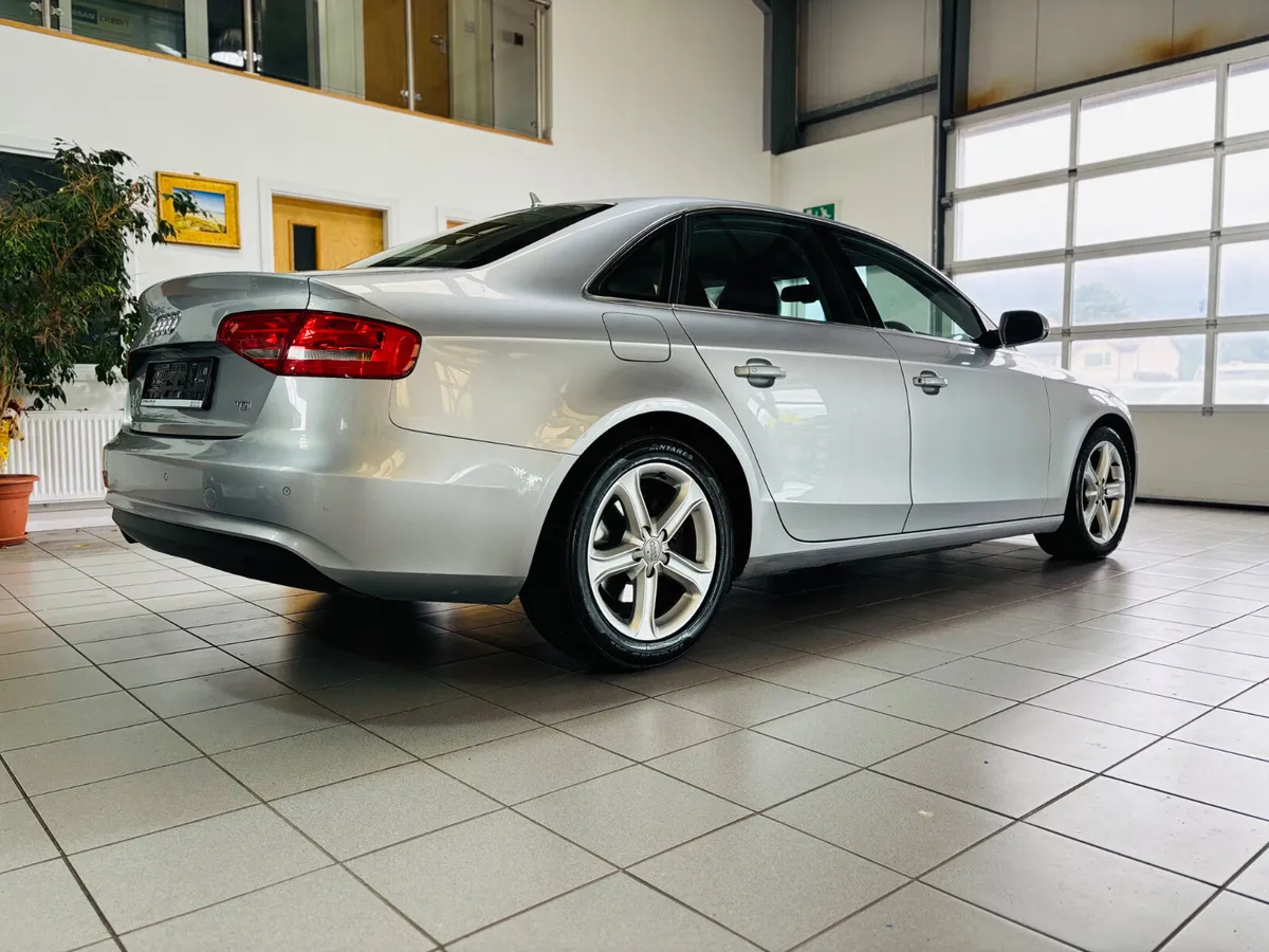 Audi A4 2015 - Image 4