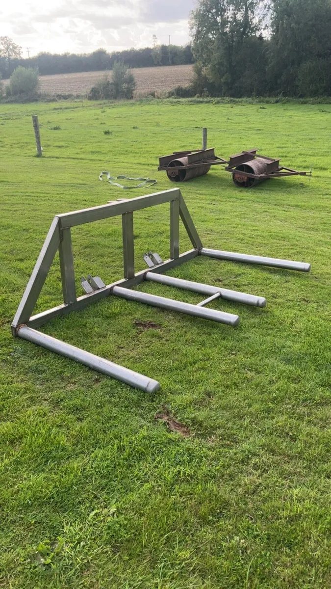 Double bale handler - Image 1