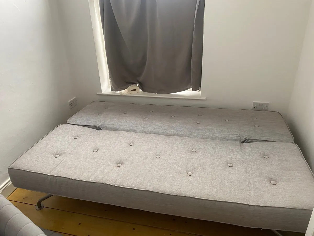 Sofa bed - Image 4
