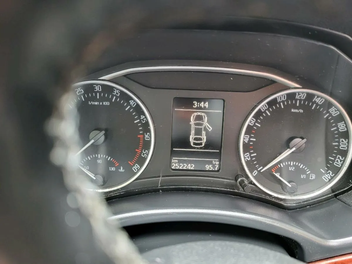 Skoda Octavia - Image 2