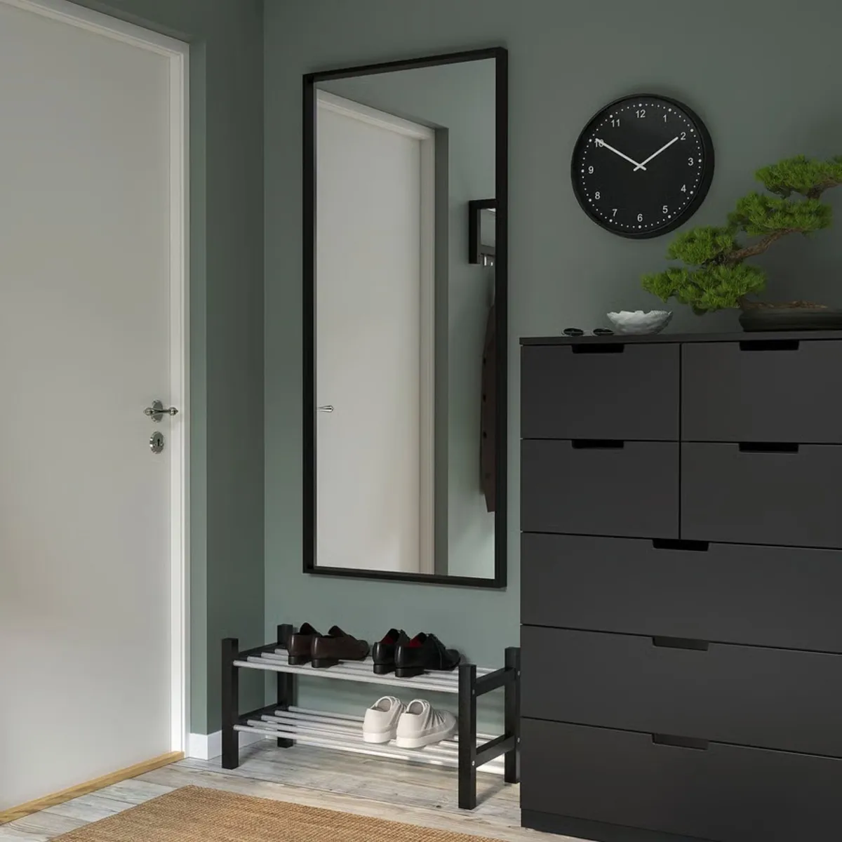 Large Mirror €50 - Image 4