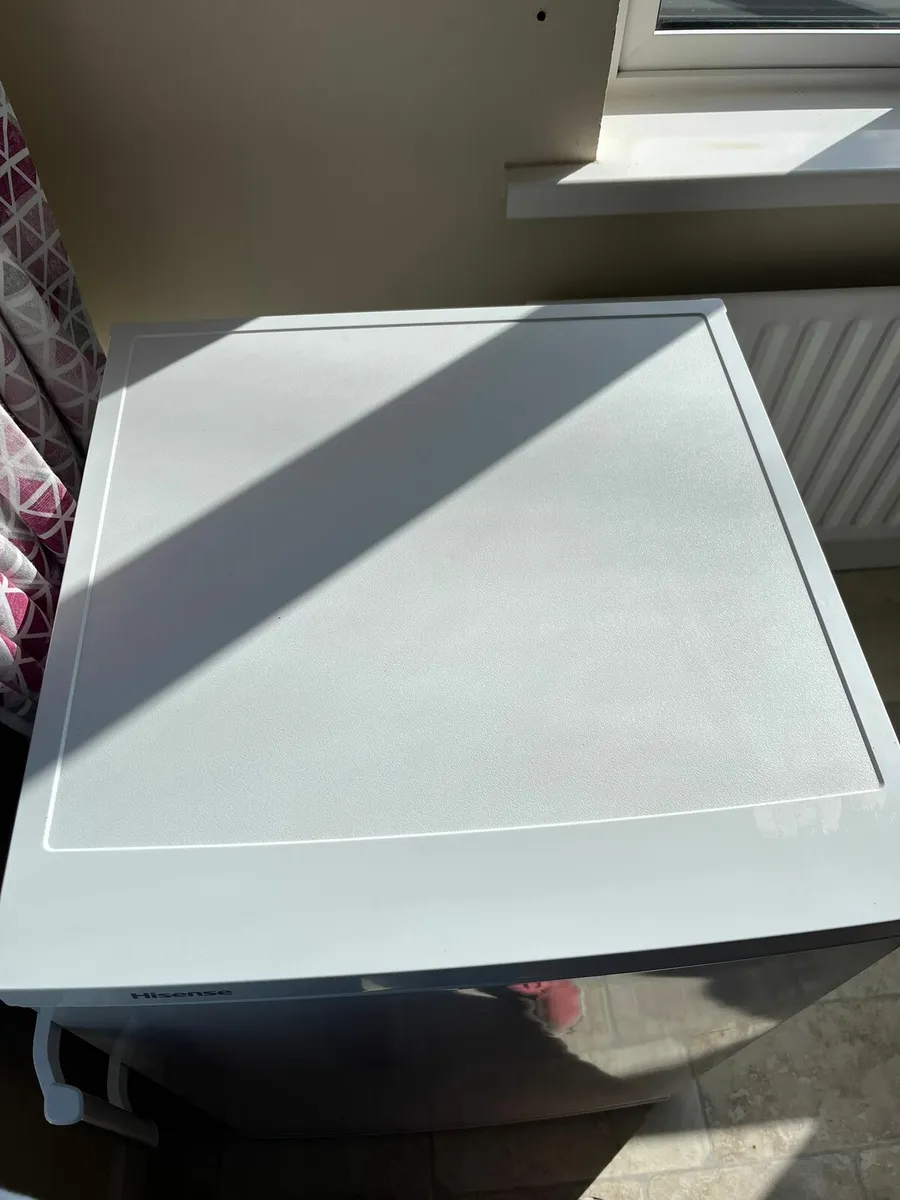 Fridge, as new , immiculate - Image 4