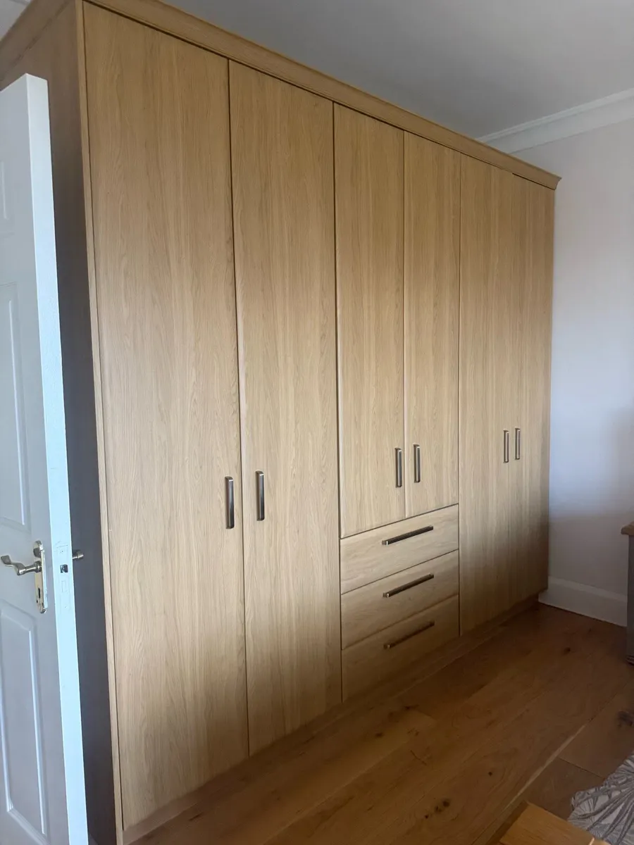 Wardrobe - Image 2
