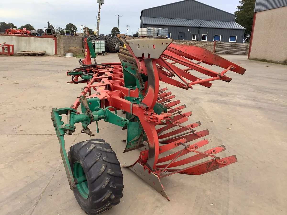 Keverland EG 85 200 Plough - Image 2