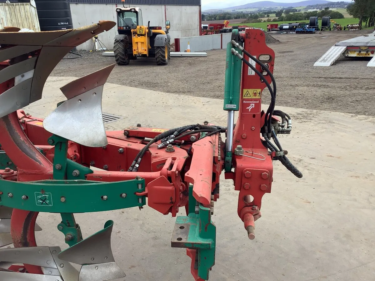 Keverland EG 85 200 Plough - Image 4