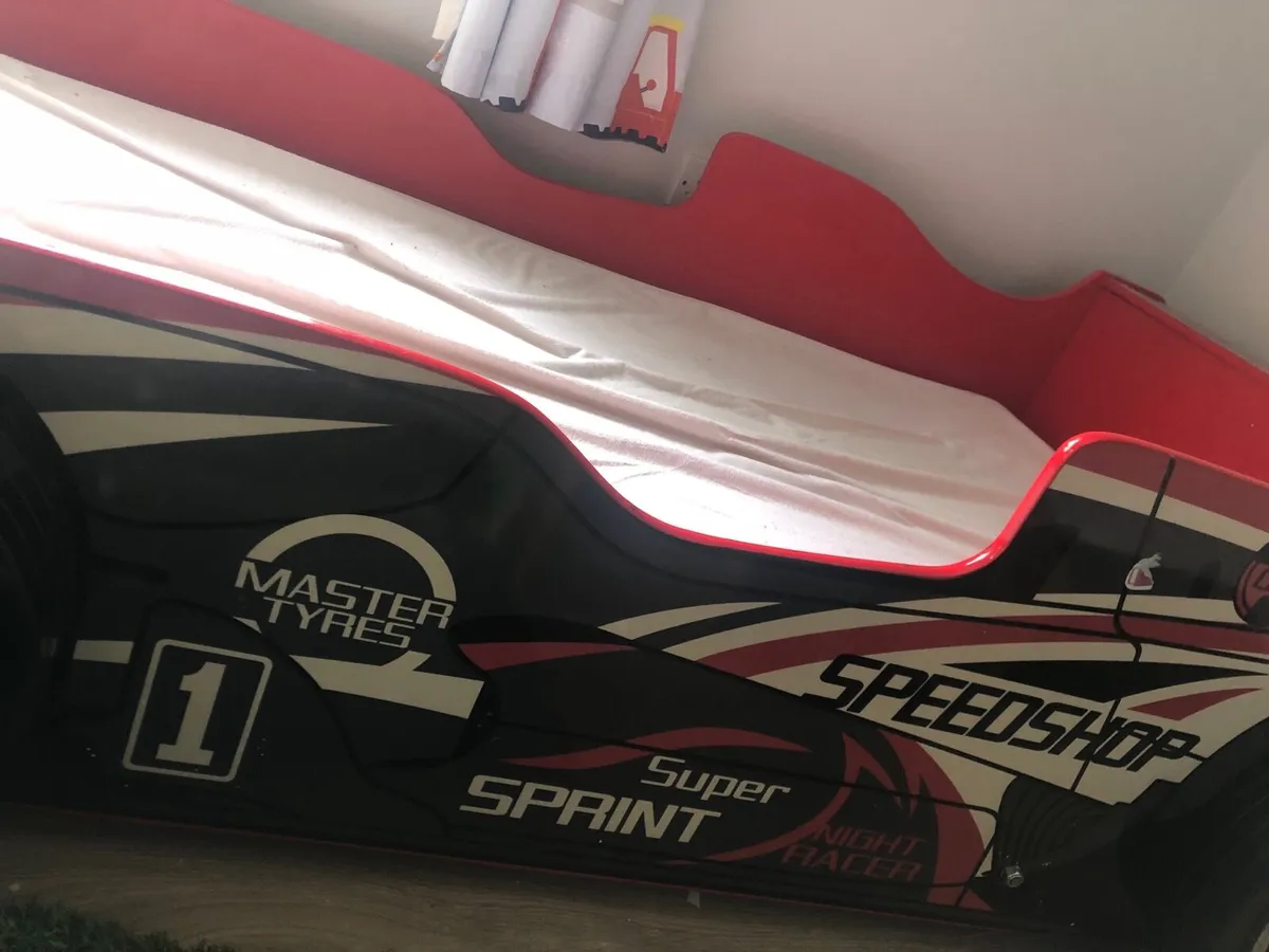 Bed - Image 3
