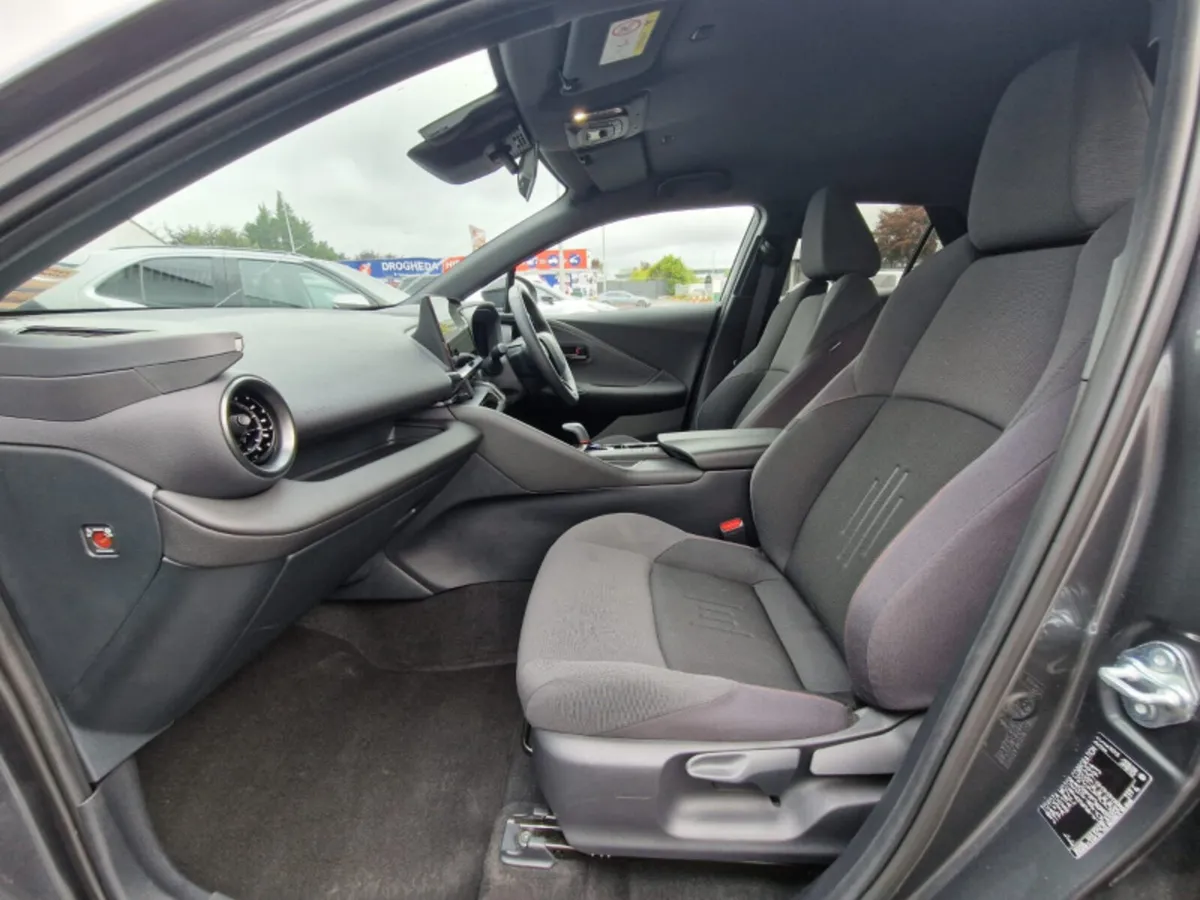 Toyota C-HR 2.0 Phev Sport 5DR - Image 2