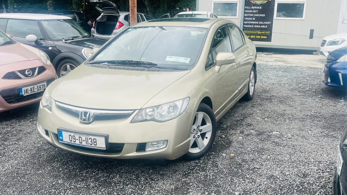 Honda Civic 2009 Low Mileage - Image 1