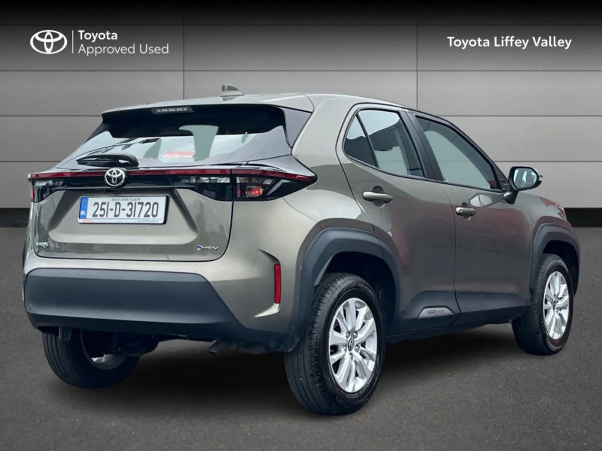Toyota Yaris Cross YARIS CROSS LUNA - Image 2