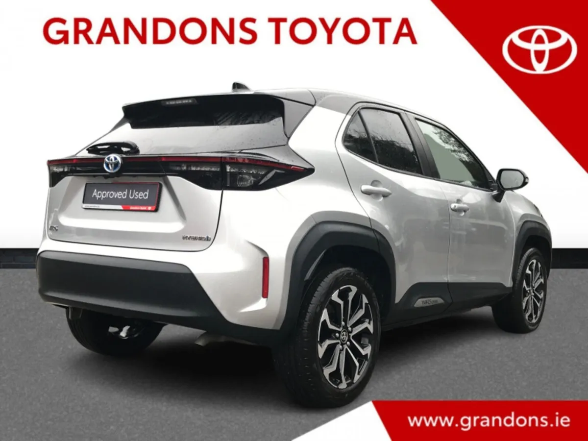 Toyota Yaris Cross LUNA SPORT - GRANDONS - Image 2