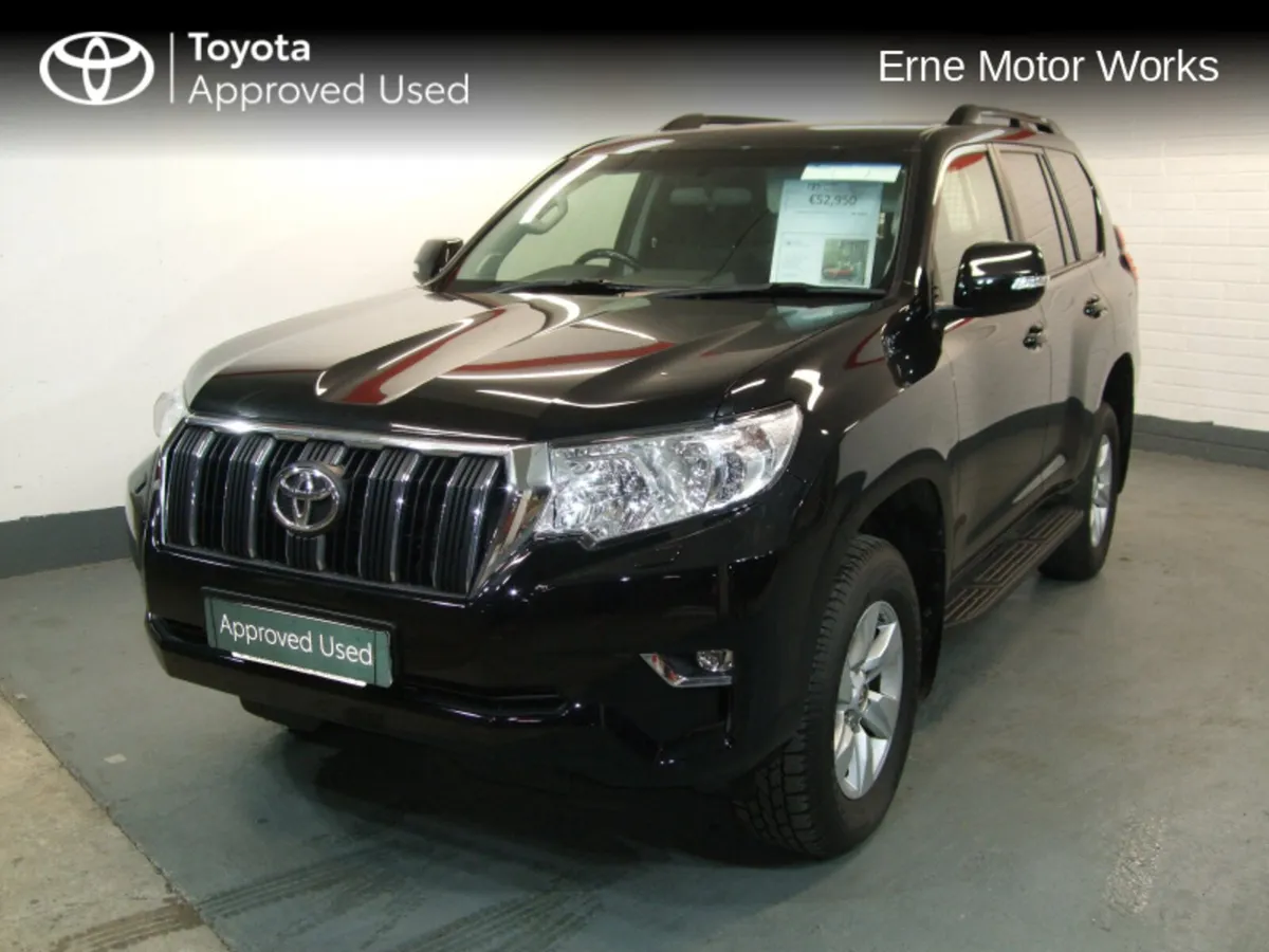 Toyota Land Cruiser LAND CRUISER LWB COMM A/T - Image 1
