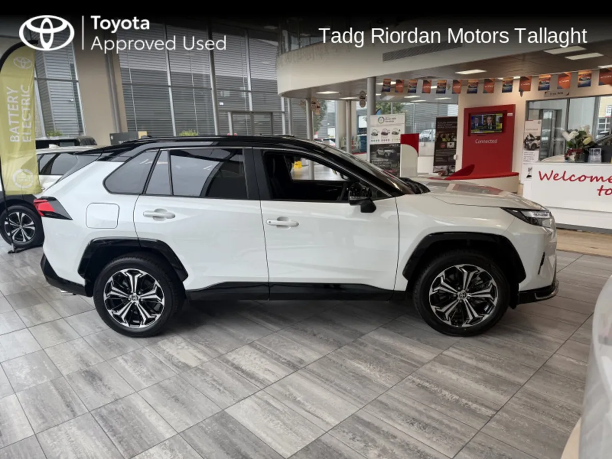 Toyota RAV4 SPORT PLUG IN *** BRAND NEW UNREGISTER - Image 3