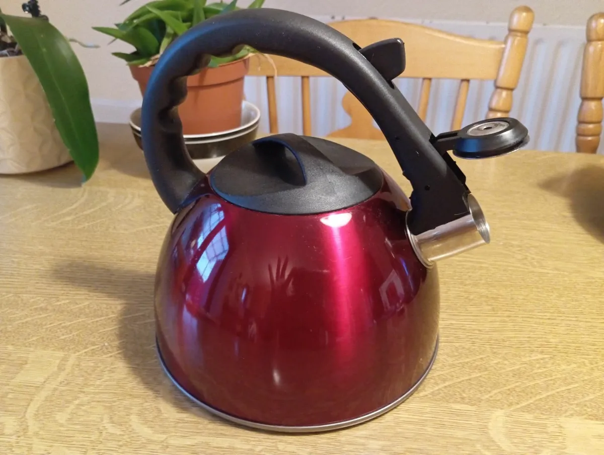 Whistle Kettle - Image 1