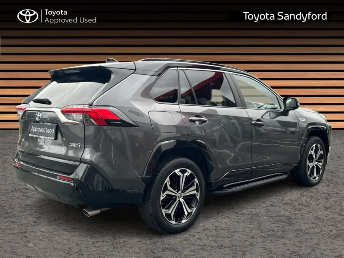 Toyota RAV4 4WD HYBRID SPORT PHEV // FULL LEATHER - Image 2