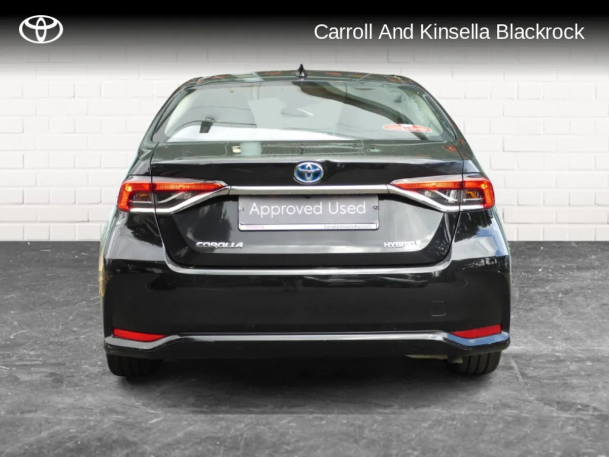 Toyota Corolla Hybrid Luna - Image 4