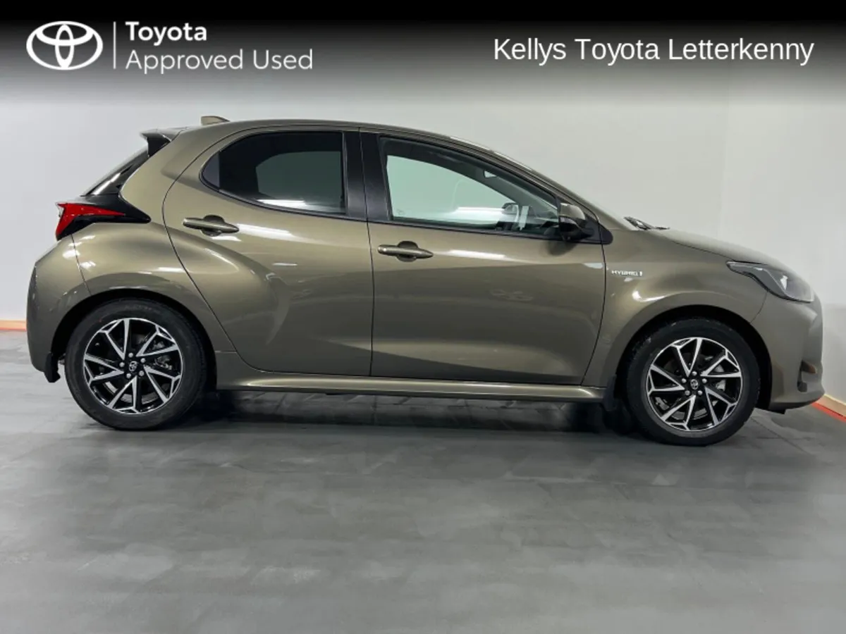 Toyota Yaris YARIS HYB L/SPORT MONO - 2 PREVIOUS O - Image 3