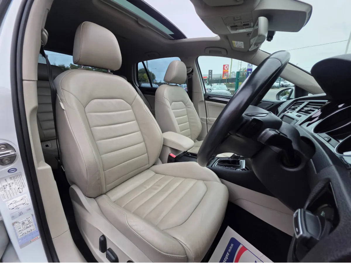 Volkswagen Golf ( 142 REG 1.4 PANORAMIC SUNROOF FU - Image 2